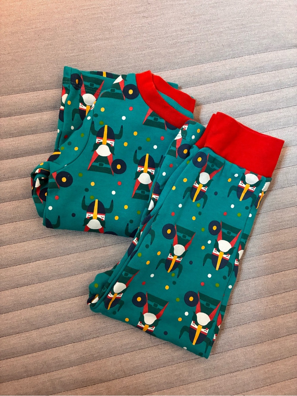 Little Green Radicals Viking Print Pajama Set, Size 2-3 Years